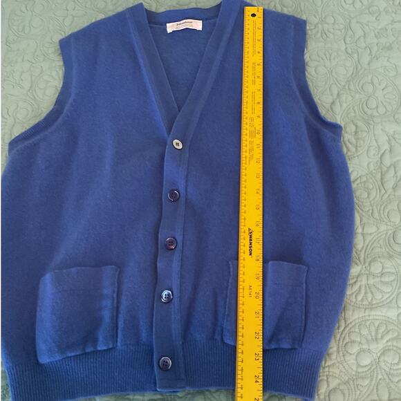 Johnstons of Elgin Mens Pure Lambswool Button up Vest Royal Blue Large - Picture 8 of 9